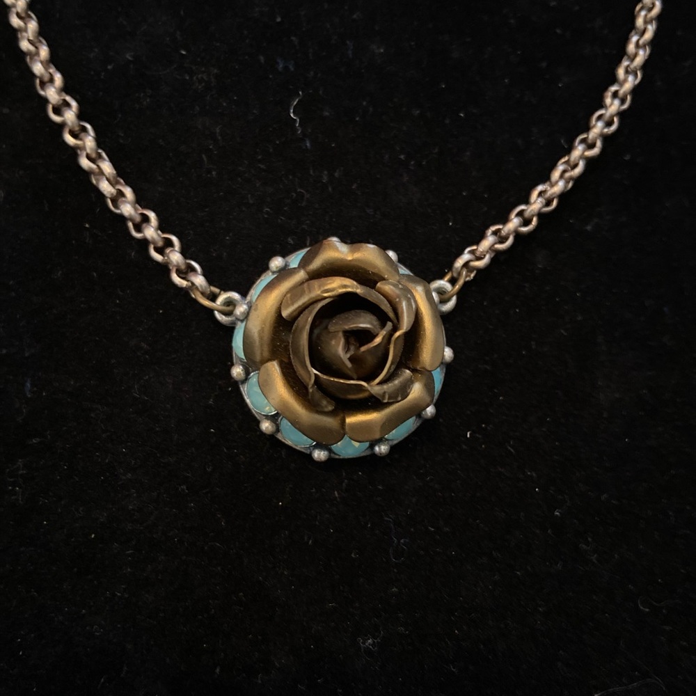 Sabika Genuine Rose Necklace